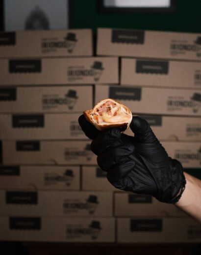 Empanada de jamon y queso