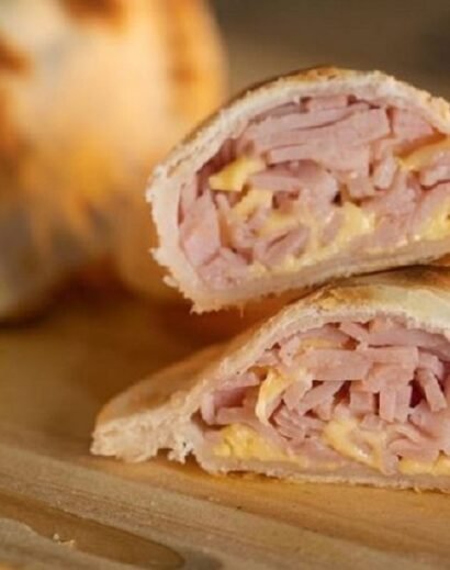 Empanada de jamon y queso
